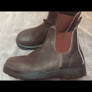 Blundstone 434, stout brown, size 8.5 women
